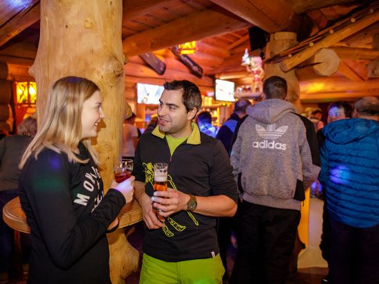 Apres Ski in the Tauernalm - disco, good drinks and a lot of fun