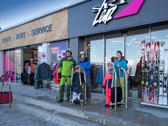 Rodelverleih Tag und Nacht bei Ski Lenz